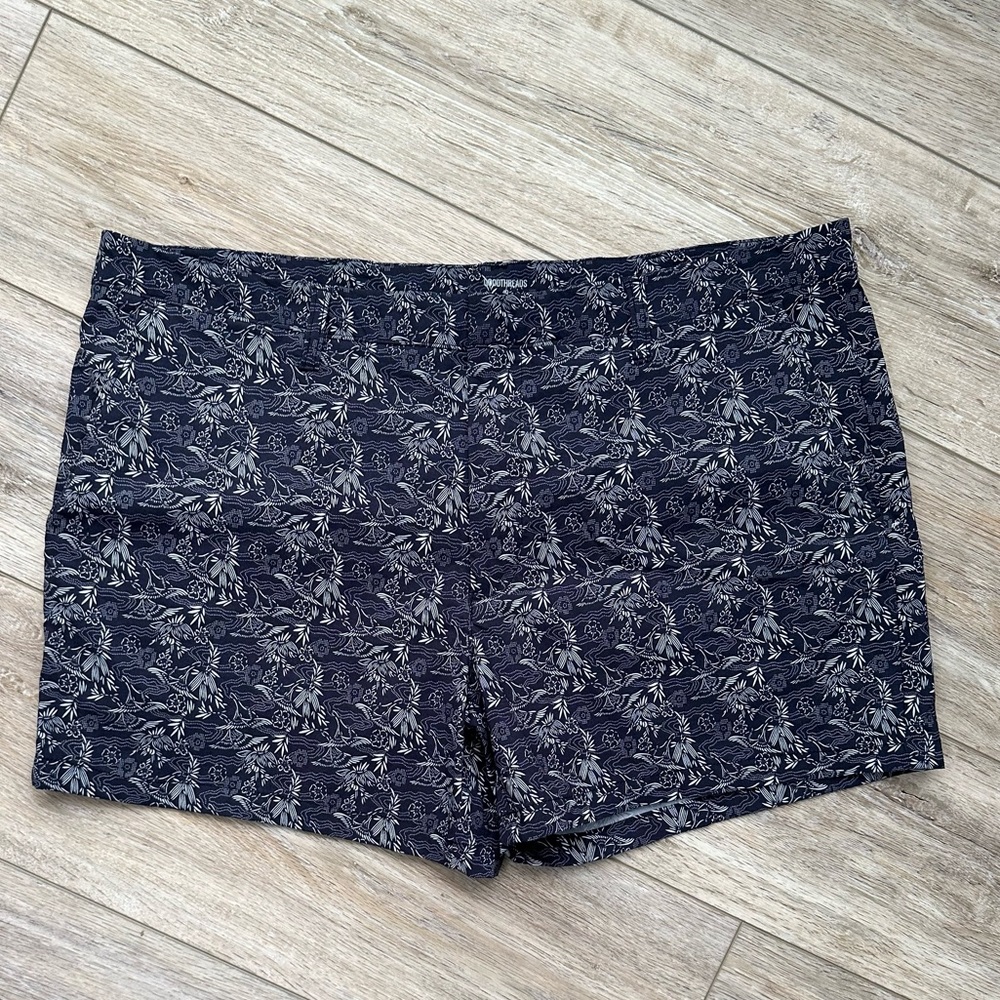 Goodthreads Mens Black and White Shorts Size 40